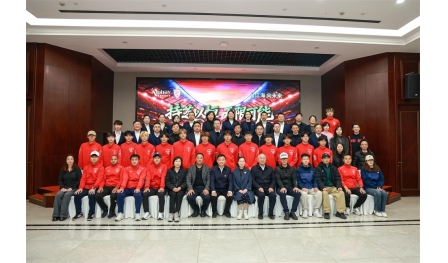 珂締緣足球俱樂部與南通諾德學(xué)校、安惠生物科技開展聯(lián)誼活動(dòng)